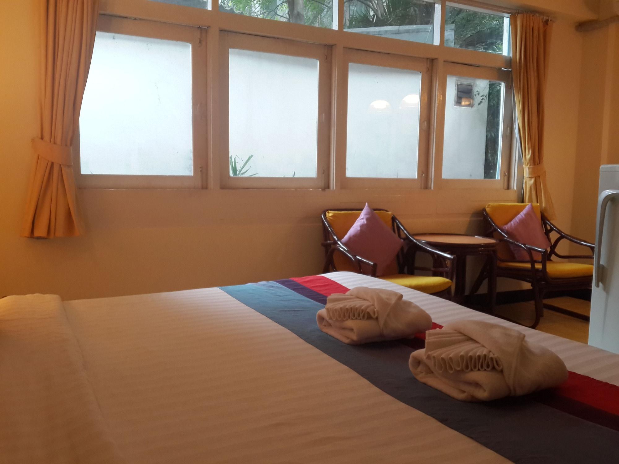 Sawasdee Sukhumvit Inn Bangkok Exteriör bild