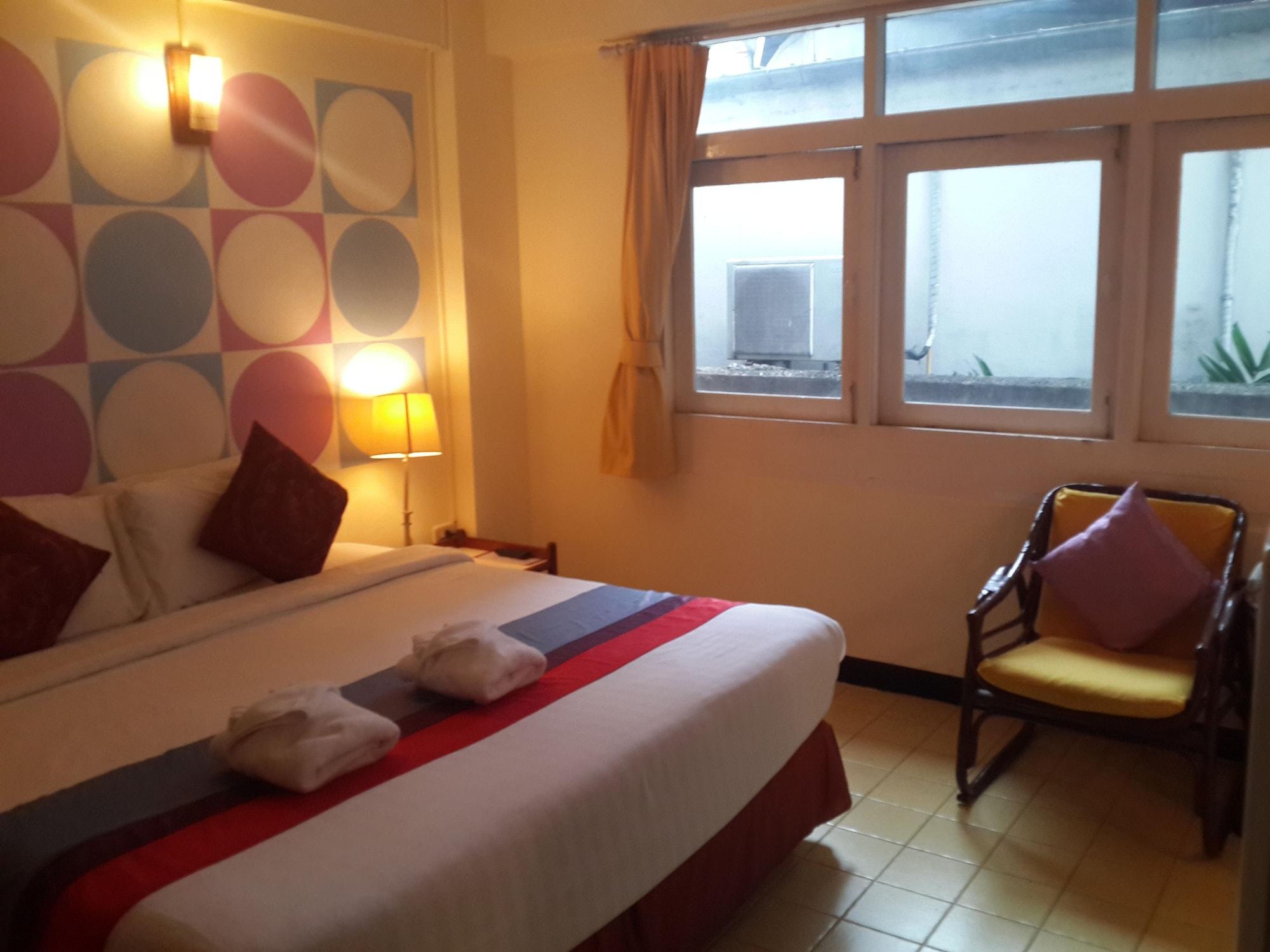 Sawasdee Sukhumvit Inn Bangkok Exteriör bild