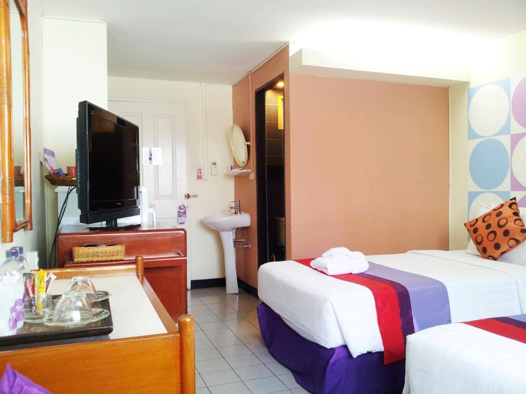 Sawasdee Sukhumvit Inn Bangkok Rum bild