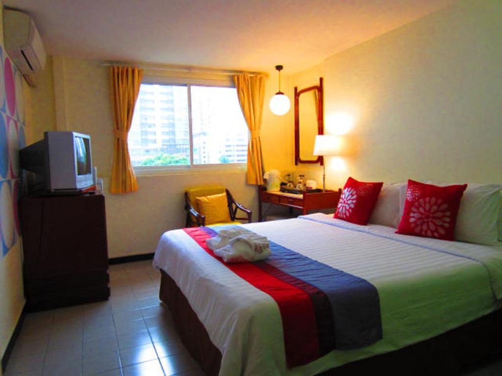 Sawasdee Sukhumvit Inn Bangkok Exteriör bild